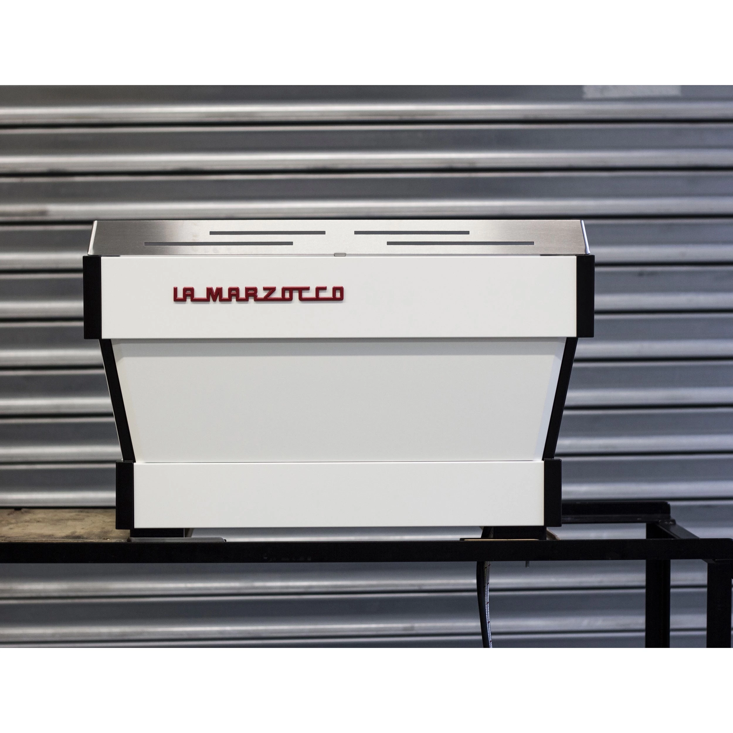 La Marzocco Linea PB 2 Group AV (Automatic) Espresso Machine - White 4 La Marzocco Linea PB 2 Group AV (Automatic) Espresso Machine - White - Image 4