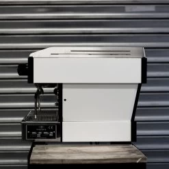 La Marzocco Linea PB 2 Group AV (Automatic) Espresso Machine - White 9 La Marzocco Linea PB 2 Group AV (Automatic) Espresso Machine - White -Coffee Shop line pb av 2gr wht side