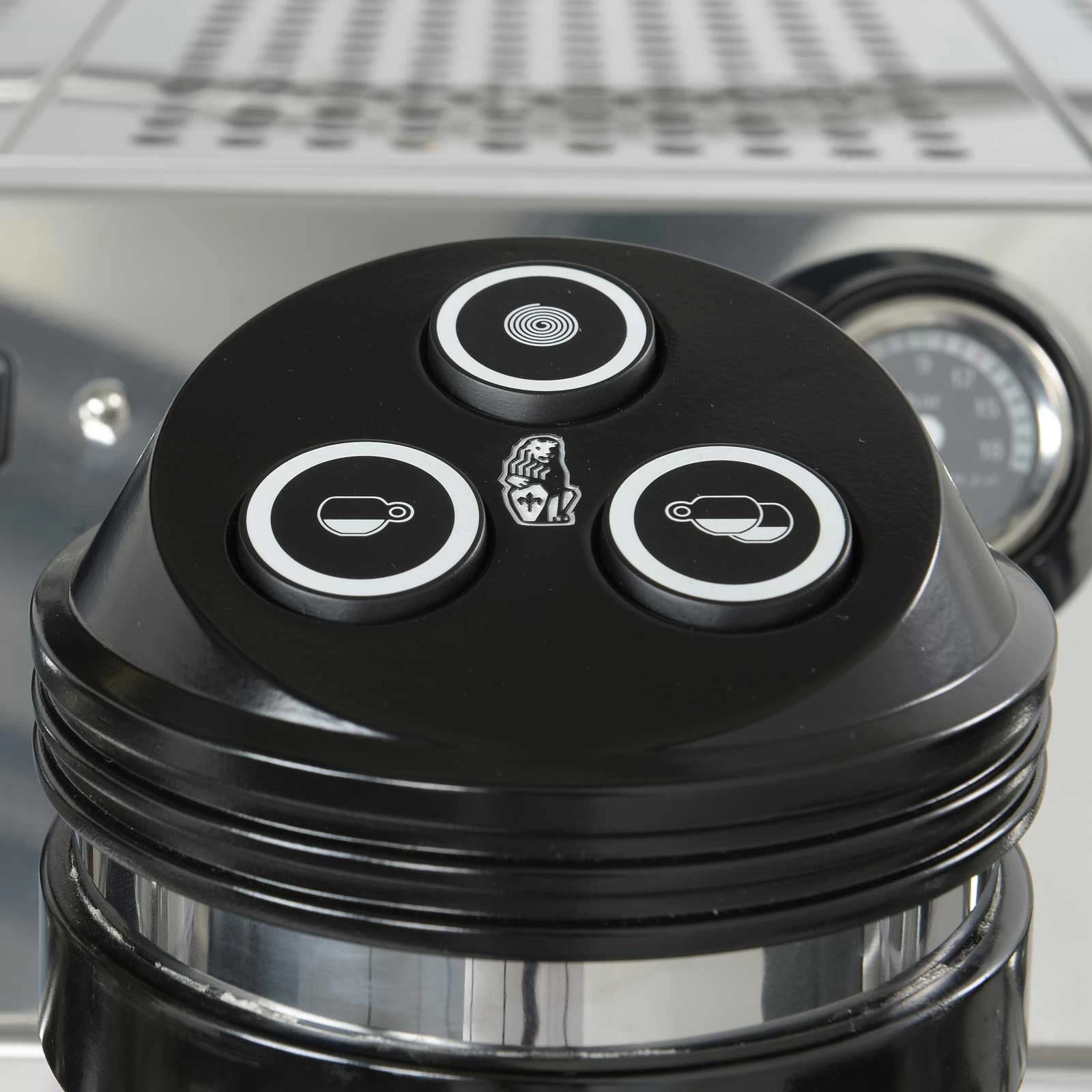 La Marzocco Strada 3 Group AV With Scales Espresso Machine 5 La Marzocco Strada 3 Group AV With Scales Espresso Machine - Image 5